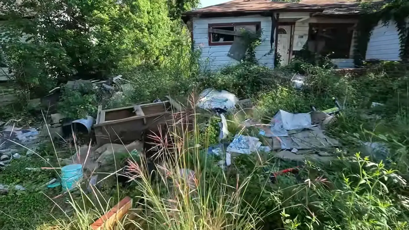 Yard waste and small construction debris removal in Stallings, North Carolina