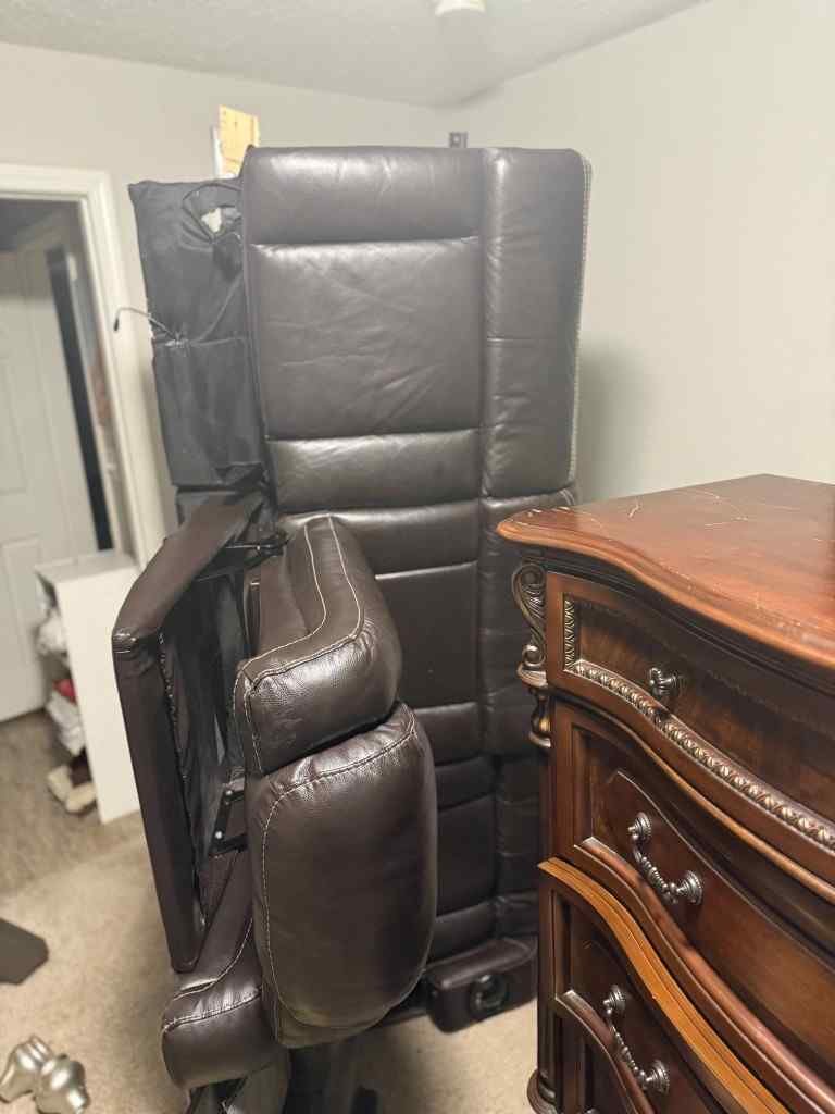 Apartment furniture removal in Charlotte NC